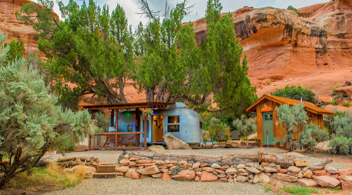 CANYON HIDEOUT BUNGALOW